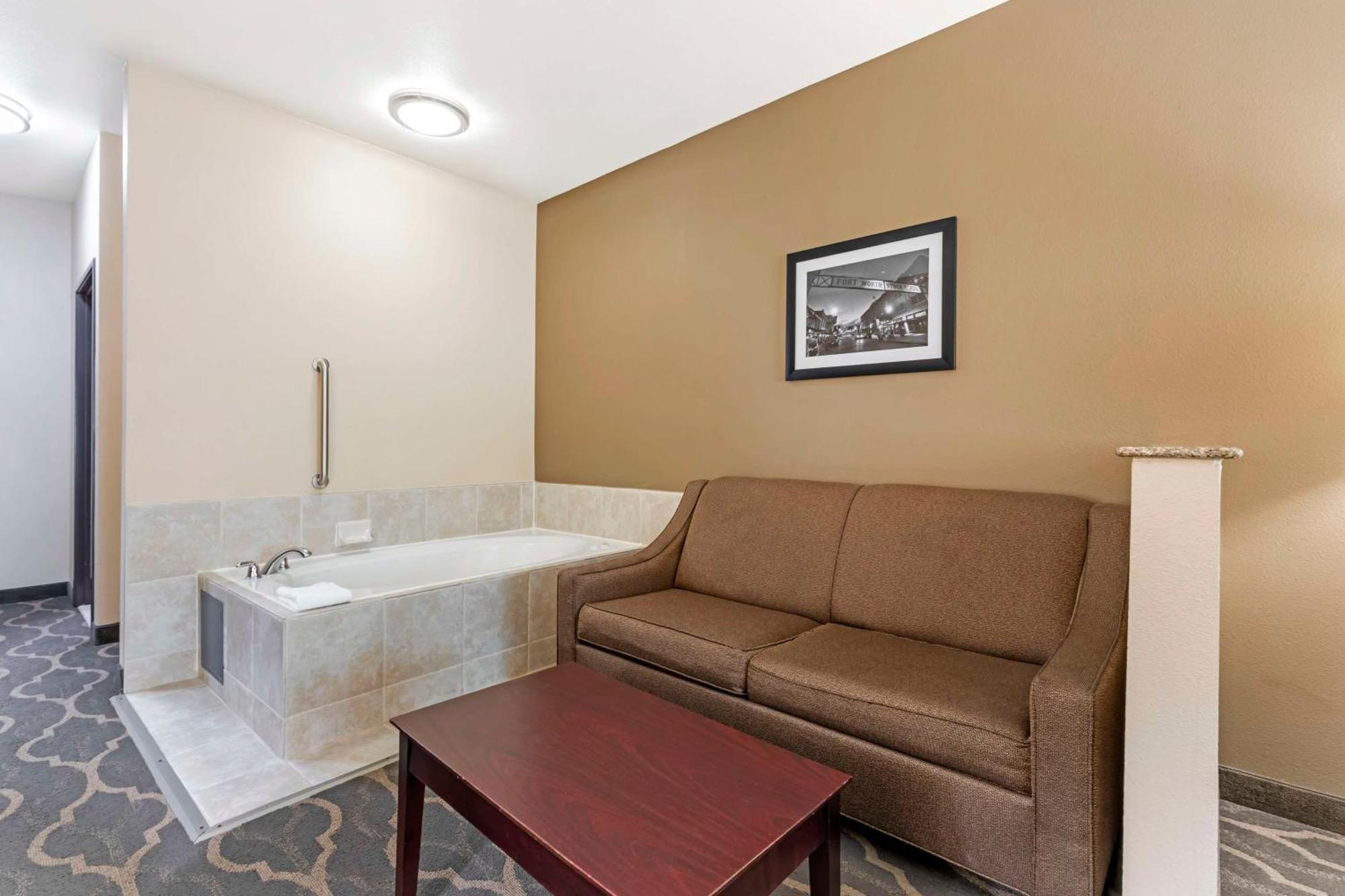 Best Western Plus Burleson Inn & Suites Exterior foto